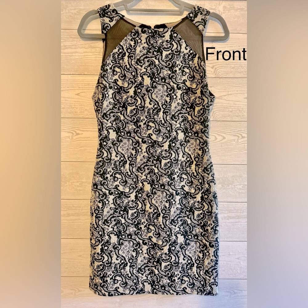 Alice + Olivia Dresses |Jacquard mini dress BodyCon| Size 4 | Color: Black/Cream